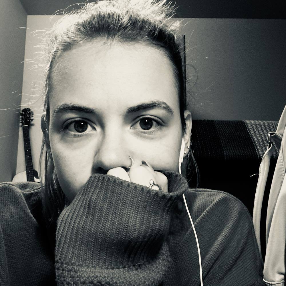 Meet your Posher, Amelia